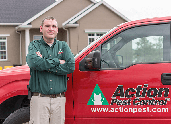 pest control technician in newburgh home